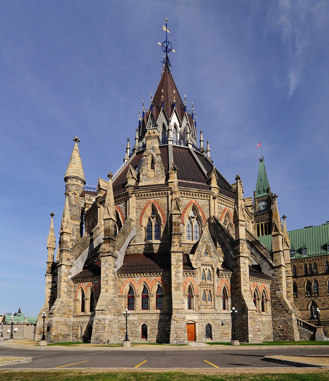 Illustrative view of government buildings in Ottawa